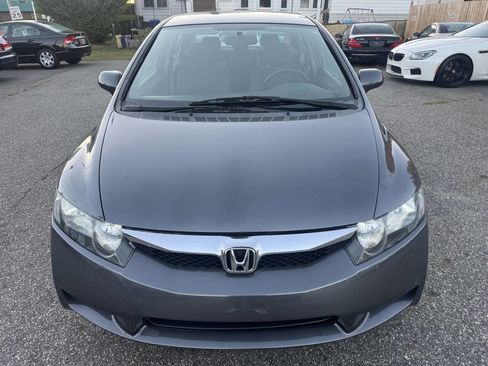 Used 2009 Honda Civic DX-VP image 9