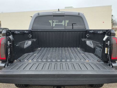 Used 2021 Toyota Tacoma SR w/ SR Convenience Package image 26