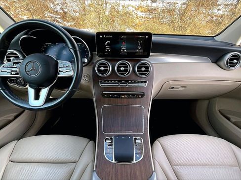 Certified 2022 Mercedes-Benz GLC 300 4MATIC image 15