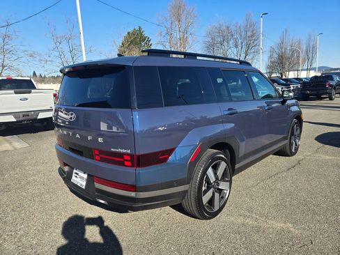 Used 2025 Hyundai Santa Fe Limited image 5
