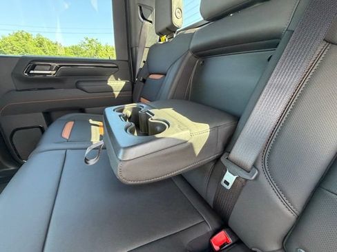 New 2026 GMC Sierra 2500 AT4 w/ AT4 Premium Plus Package AWD/4WD image 27