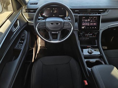 New 2026 Jeep Grand Cherokee L 2WD image 20