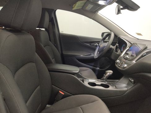 Used 2021 Chevrolet Malibu LS w/ LPO, Convenience Package 2 image 21
