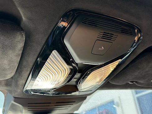 Certified 2024 BMW X7 xDrive40i w/ Executive Package image 28