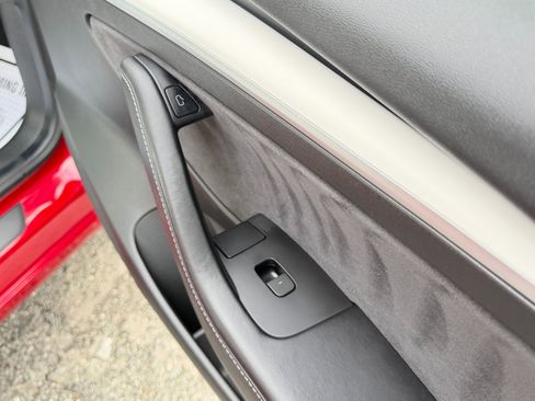 Used 2022 Tesla Model 3 Long Range image 46