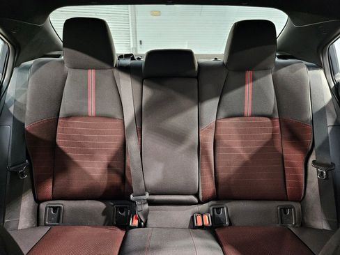Used 2025 Toyota Corolla SE image 13