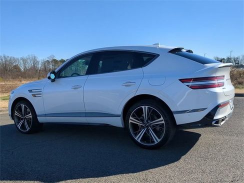 New 2025 Genesis GV80 3.5T e-SC image 6