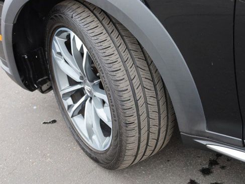 Used 2019 Audi A4 2.0T allroad Prestige w/ Prestige Package image 54