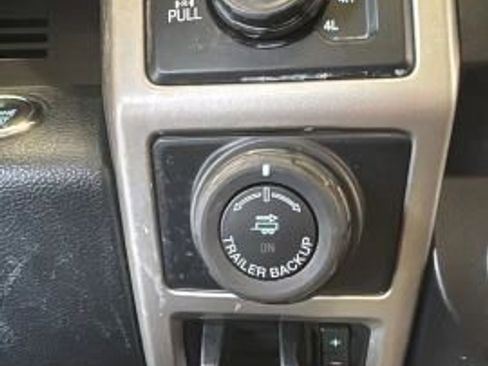 Used 2019 Ford F150 Lariat w/ Equipment Group 502A Luxury image 24