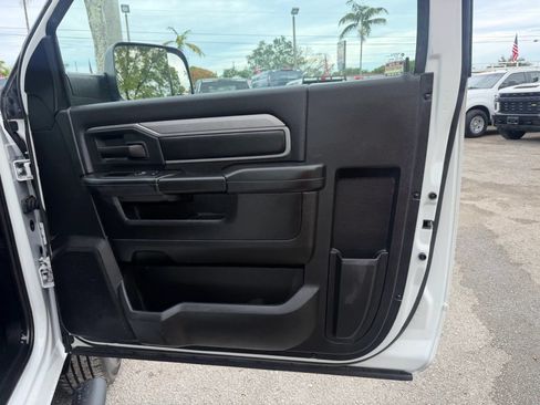 Used 2020 RAM 3500 Tradesman RWD image 16