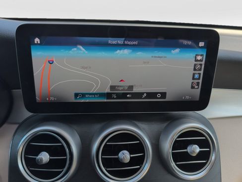 Used 2020 Mercedes-Benz GLC 300 4MATIC image 21