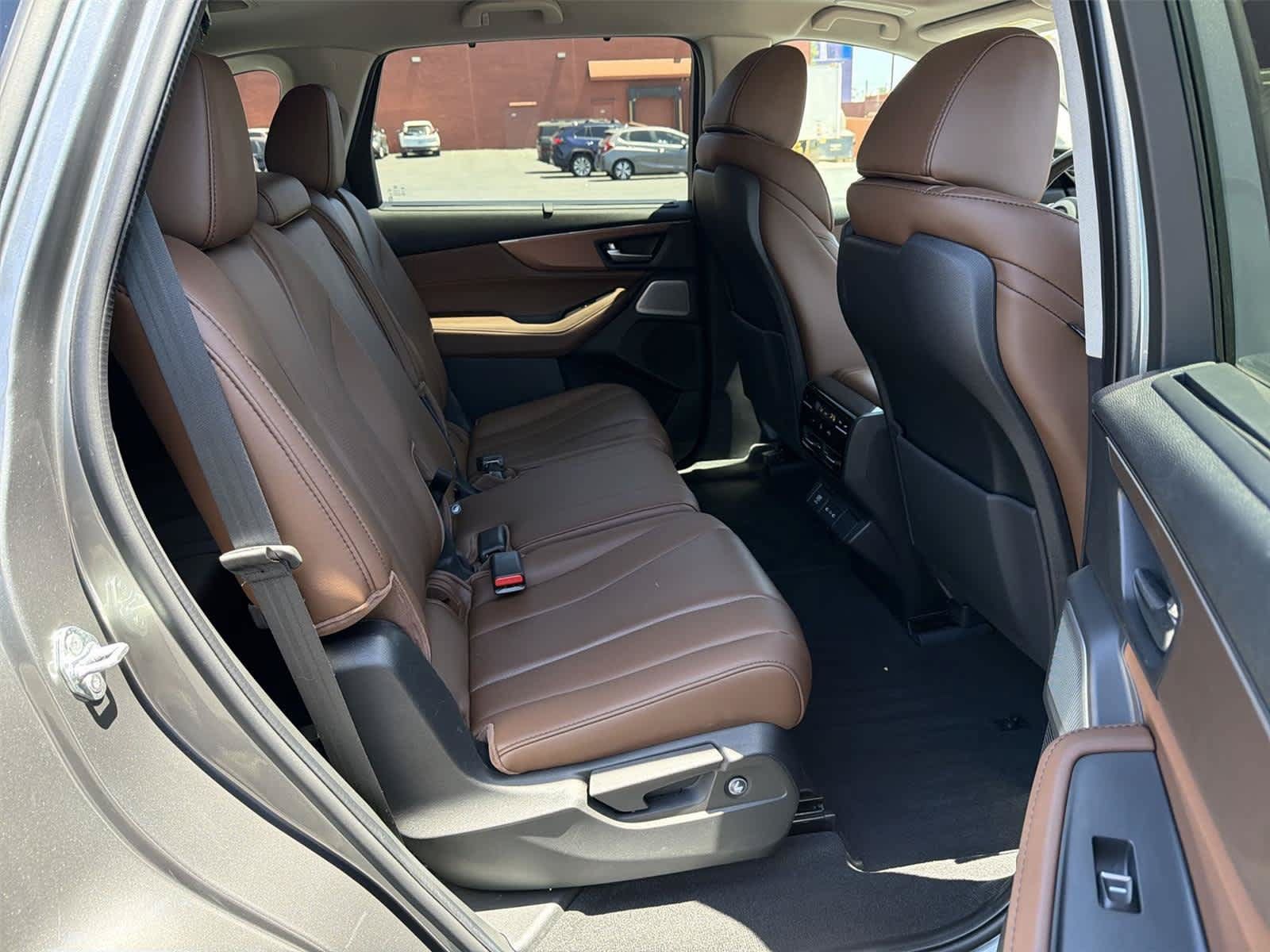 Certified 2025 Acura MDX w/ Technology Package AWD/4WD image 14