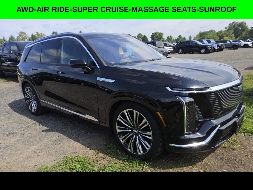 Used 2026 Cadillac Vistiq Premium Luxury w/ LPO, Floor Liner Package AWD/4WD image 1