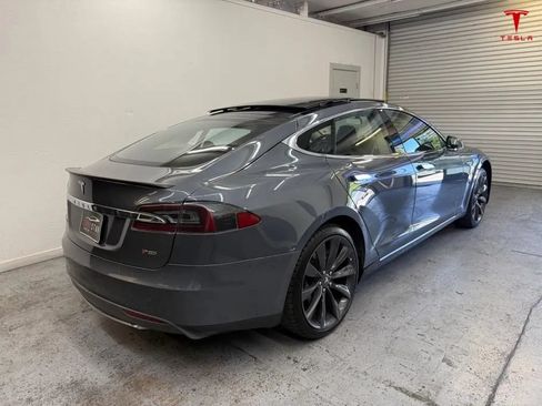 Used 2013 Tesla Model S Performance RWD image 7