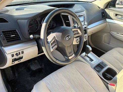 Used 2013 Subaru Legacy 2.5i Premium w/ All-Weather Pkg image 10