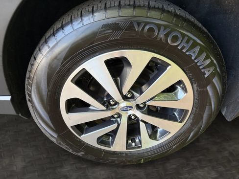 Used 2021 Subaru Outback Premium AWD/4WD image 43