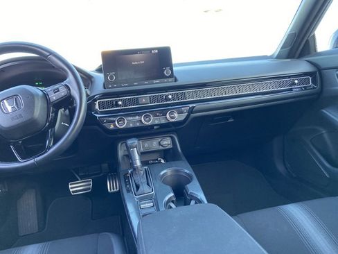 Used 2025 Honda Civic Sport image 15