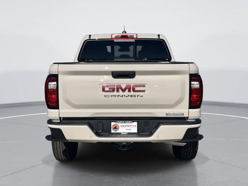 New 2026 GMC Canyon Elevation image 5
