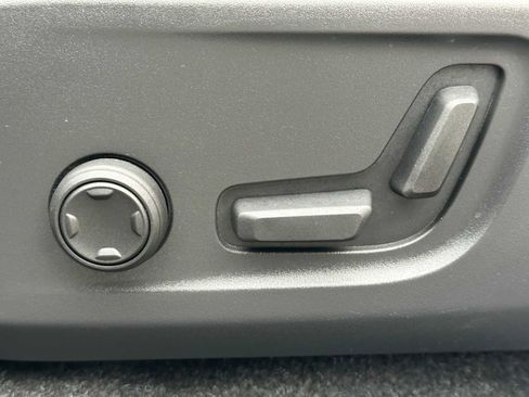 Certified 2023 Volvo C40 P8 Recharge Ultimate image 22