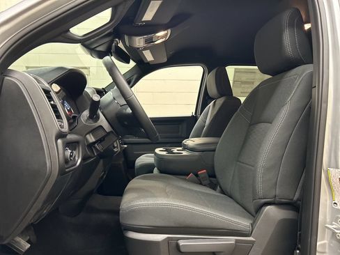 New 2026 RAM 2500 Tradesman AWD/4WD image 7