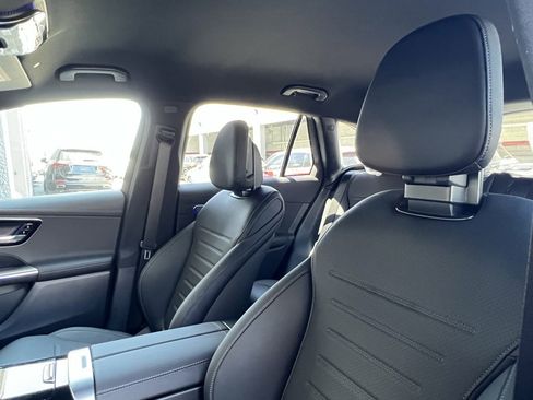 New 2025 Mercedes-Benz GLC 350e 4MATIC image 22