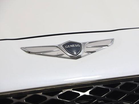 Used 2023 Genesis G70 2.0T w/ Sport Prestige Package AWD/4WD image 17