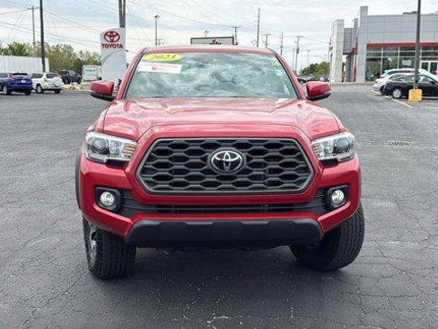 Certified 2023 Toyota Tacoma TRD Off-Road AWD/4WD image 2