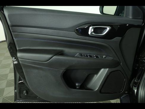 New 2026 Jeep Compass Limited AWD/4WD image 19