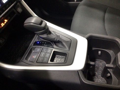 Used 2024 Toyota RAV4 LE image 14