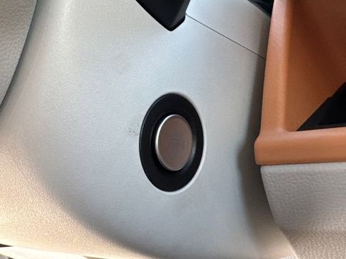 New 2025 Volkswagen ID. Buzz Pro S Plus image 41