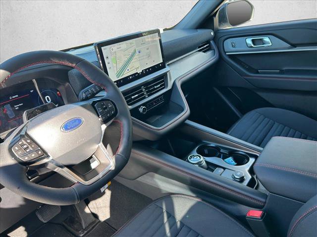 New 2026 Ford Explorer ST-Line w/ ST-Line Street Pack RWD image 3