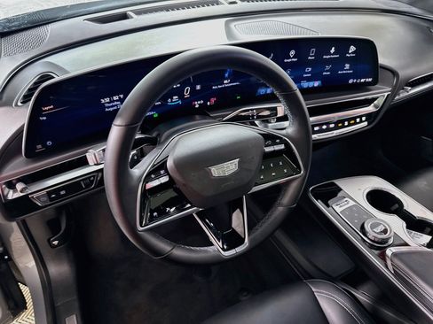 Used 2024 Cadillac Lyriq Tech w/ Driver Assist Package AWD/4WD image 24