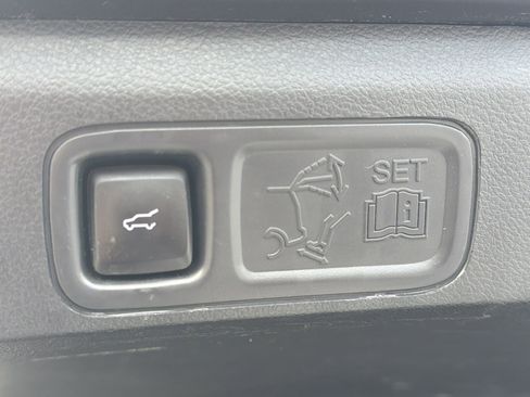 Certified 2022 Ford Expedition Platinum AWD/4WD image 31