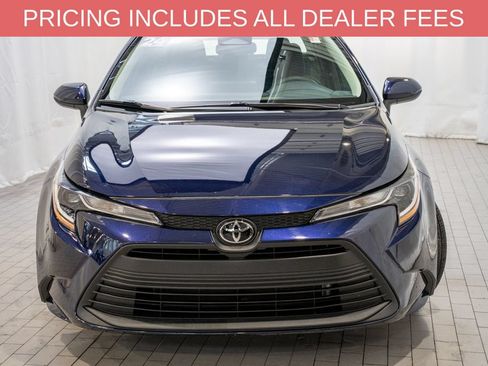 Used 2024 Toyota Corolla LE FWD image 2