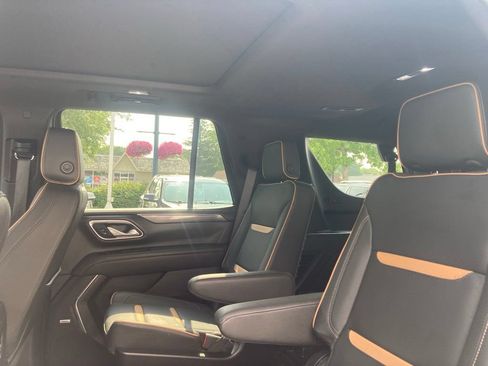 Used 2023 GMC Yukon AT4 w/ LPO, Floor Liner Package AWD/4WD image 18