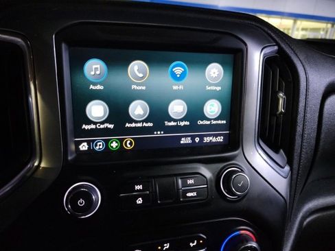 Used 2023 Chevrolet Silverado 2500 LT w/ Convenience Package image 14