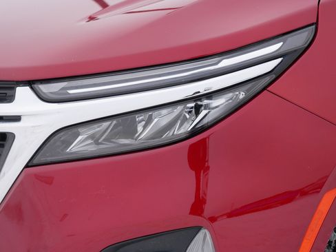 Used 2024 Chevrolet Equinox LT w/ LPO, Floor Liner Package image 16