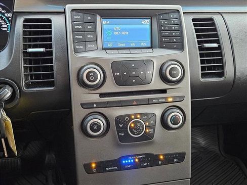 Used 2014 Ford Flex SE image 12