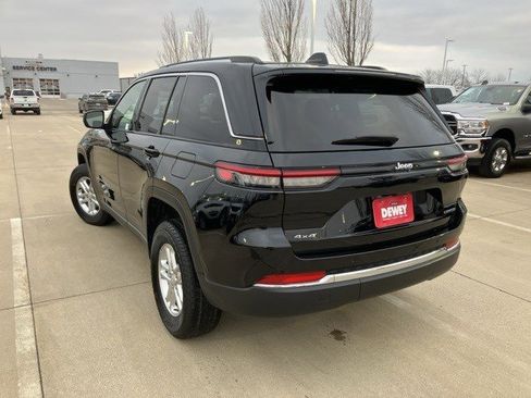 Certified 2023 Jeep Grand Cherokee Laredo w/ Luxury Tech Group I image 8