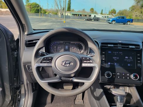 Used 2022 Hyundai Tucson SEL image 13