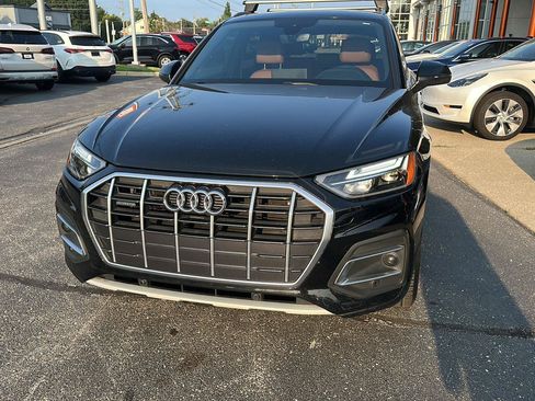 Used 2021 Audi Q5 2.0T Premium w/ Convenience Package AWD/4WD image 7