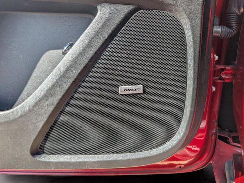 Used 2023 Chevrolet Traverse High Country image 11