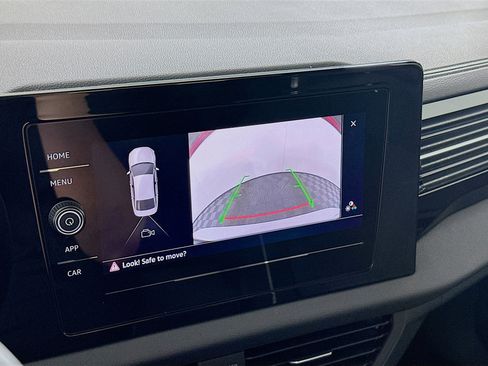 Used 2025 Volkswagen Jetta Sport image 22