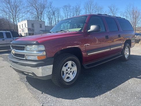 Used 2004 Chevrolet Suburban LS w/ Preferred Equipment Group image 5