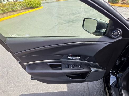 Used 2014 Acura RLX image 39