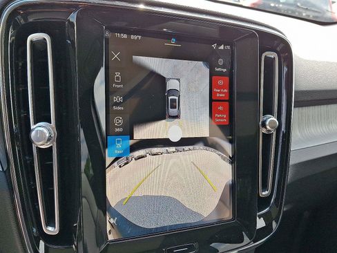 New 2026 Volvo XC40 B5 Plus w/ Protection Package Premier image 13