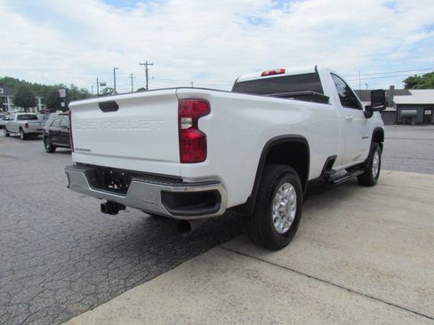 Used 2022 Chevrolet Silverado 3500 LT w/ Convenience Package AWD/4WD image 4