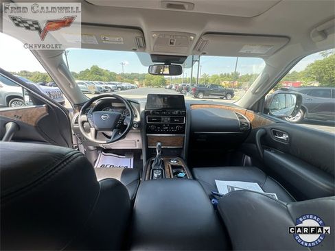 Used 2021 Nissan Armada SL w/ Captain's Chairs Package image 20