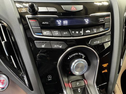 Used 2025 Acura RDX SH-AWD w/ Technology Package image 25