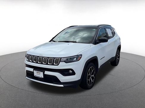 Used 2025 Jeep Compass Limited AWD/4WD image 7